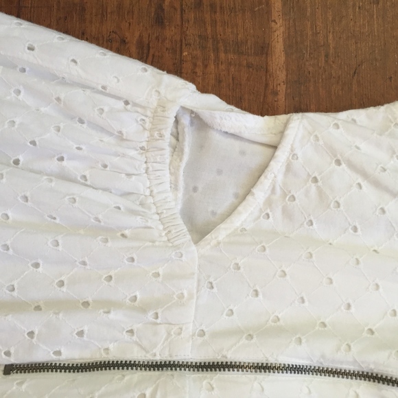 American Eagle White Eyelet Dress with Cutouts - Picture 4 of 4